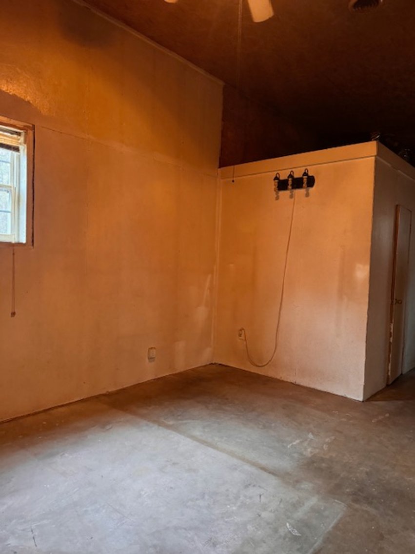 Image for Rustic Retreat / Country Getaway on 16+ Acres 1 Hour West of Nashville