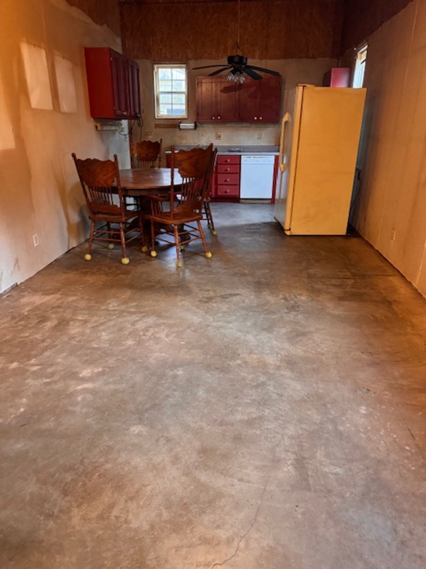 Image for Rustic Retreat / Country Getaway on 16+ Acres 1 Hour West of Nashville