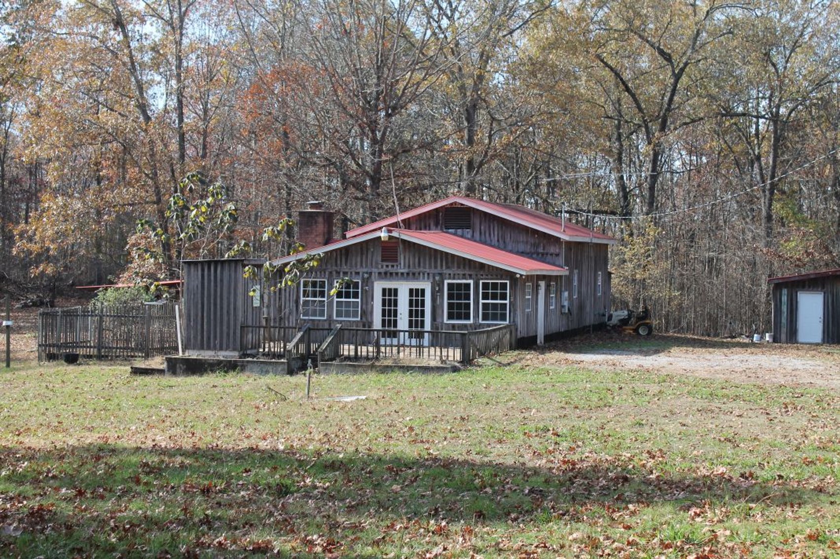 Image for Rustic Retreat / Country Getaway on 16+ Acres 1 Hour West of Nashville