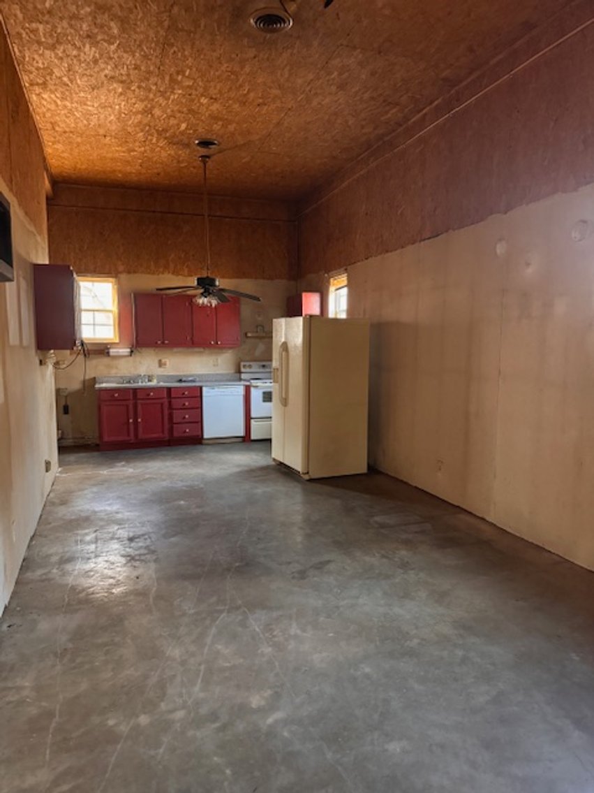 Image for Rustic Retreat / Country Getaway on 16+ Acres 1 Hour West of Nashville