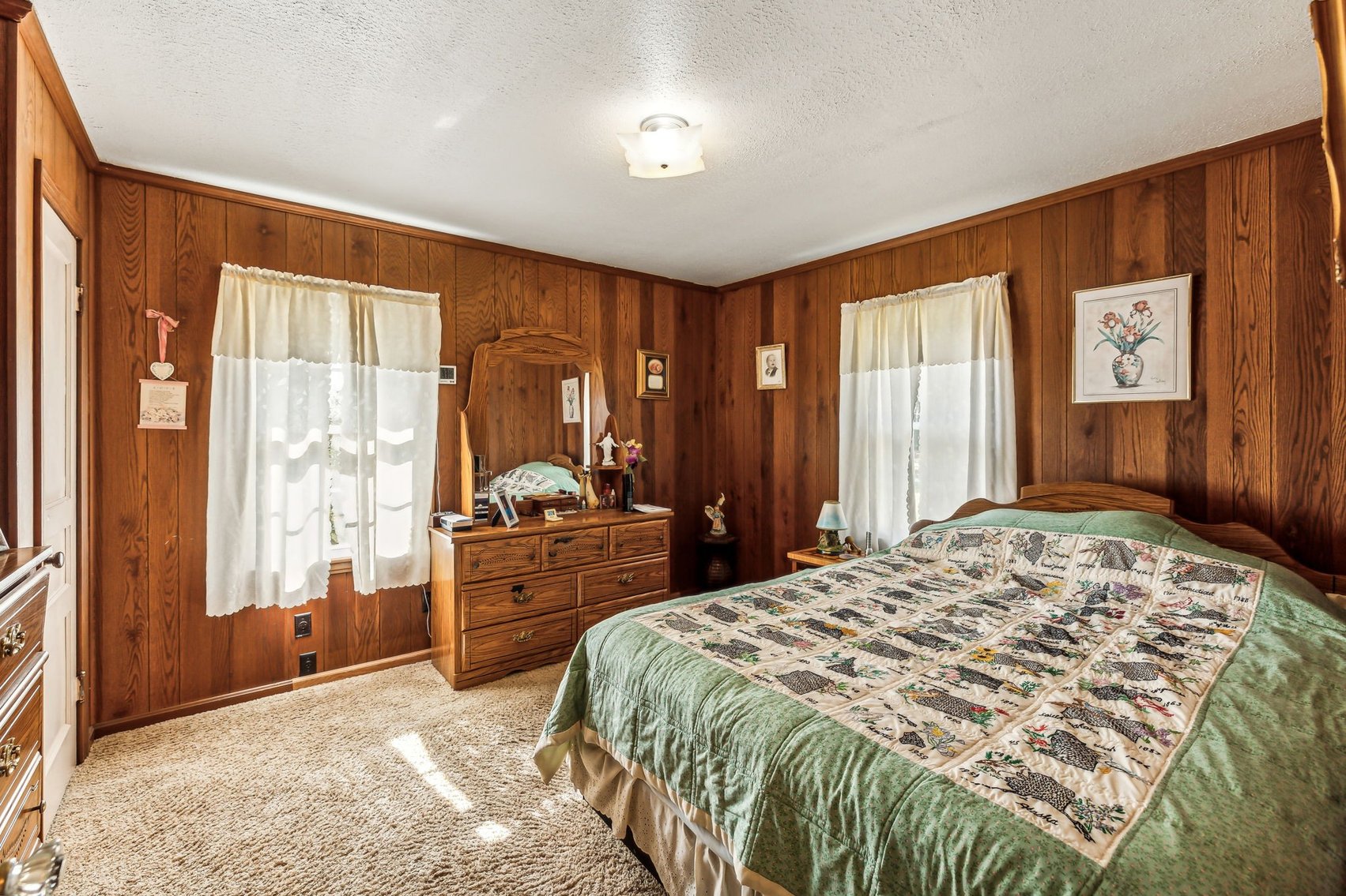 Image for Charming Cozy Cottage Nestled in Shipp's Bend - 2 Bedrooms