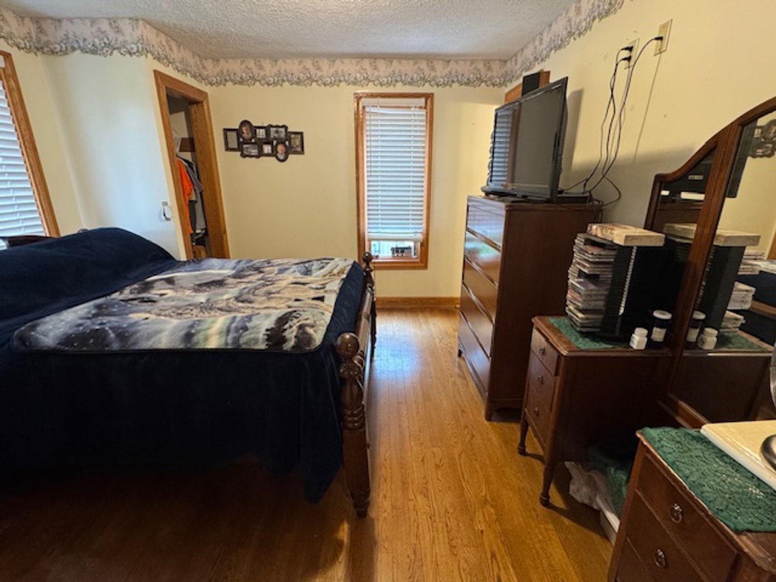 Image for Valley Road - 2 Houses / 2 Roads - 8 acres w/ Creek