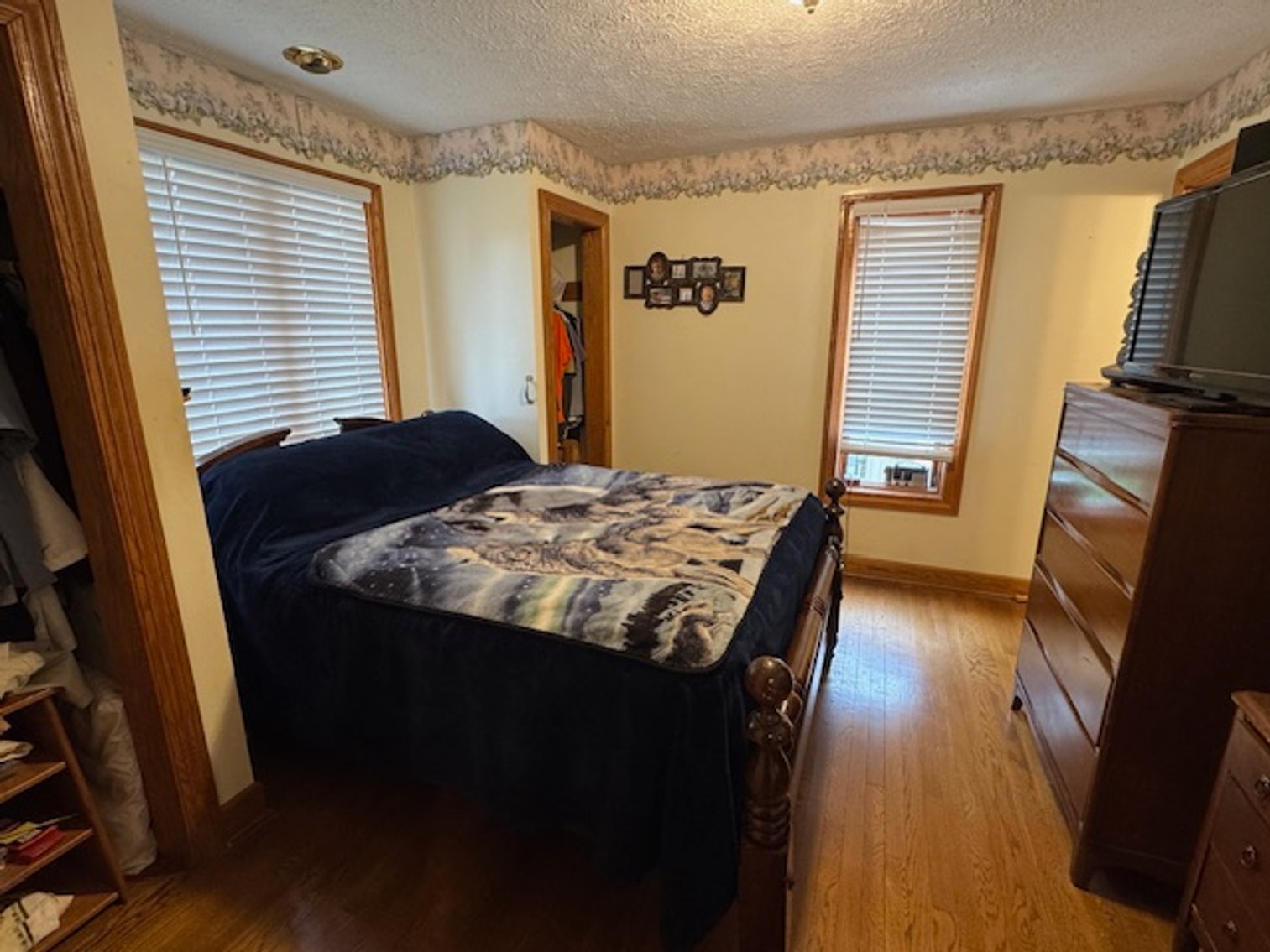 Image for Valley Road - 2 Houses / 2 Roads - 8 acres w/ Creek