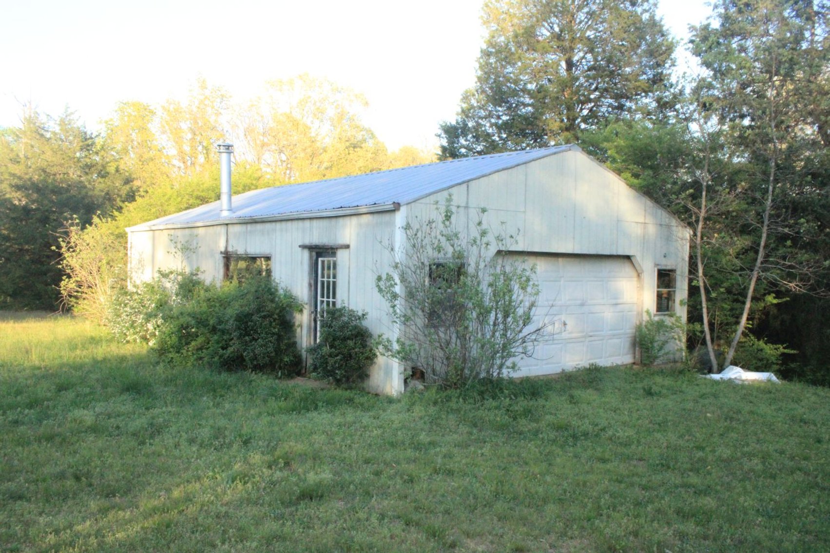 Image for House and 4.4 acres - Summertown Hwy - Lewis County