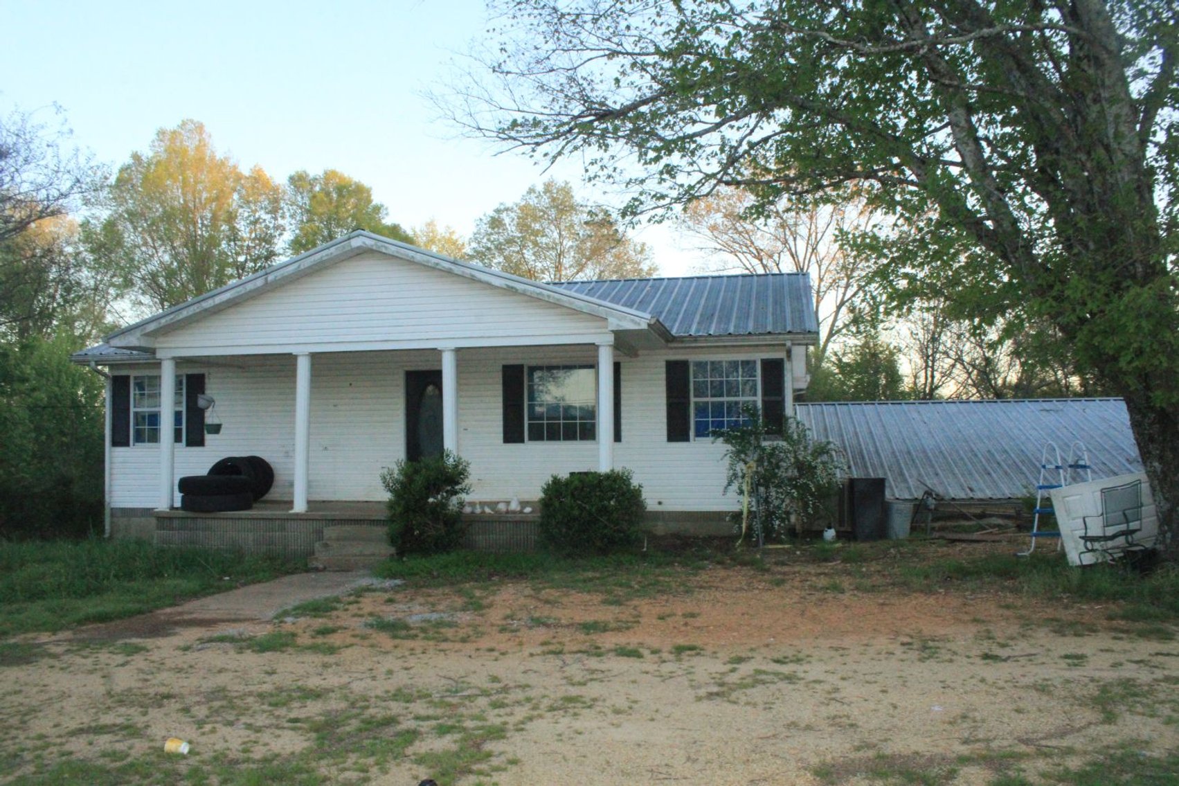 Image for House and 4.4 acres - Summertown Hwy - Lewis County