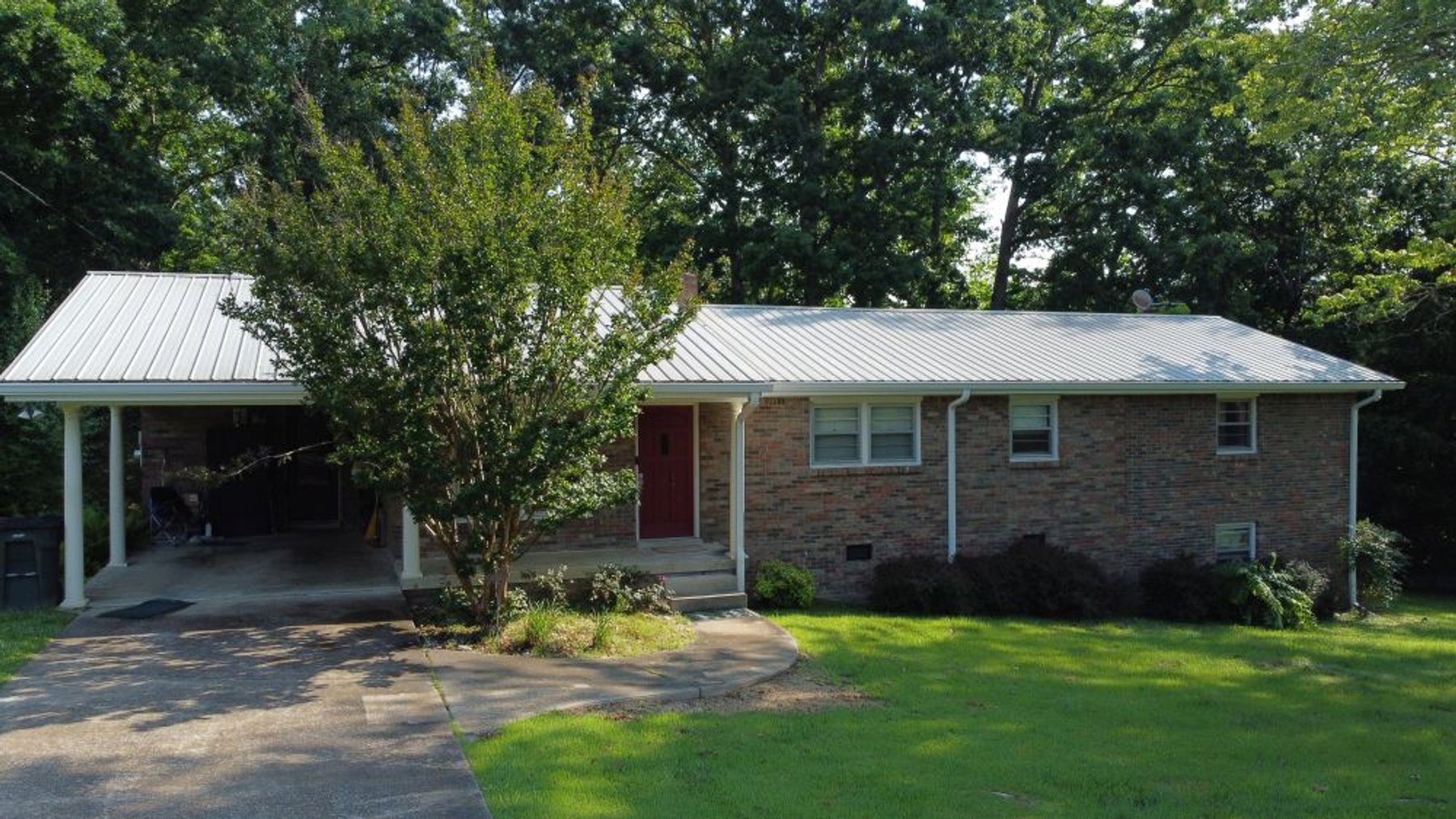 Image for Estate Auction - Brick Residence in Centerville - 1416 Oakmont Circle