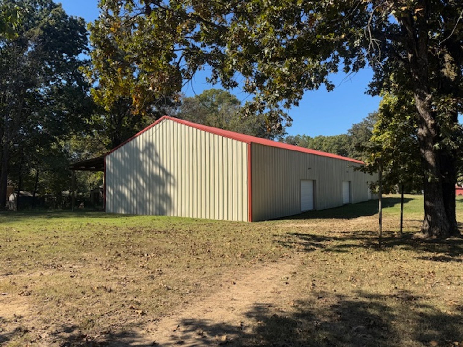 Image for Large Open Shop - 4,000 sq ft - Ideal for Multiple Uses - Centerville