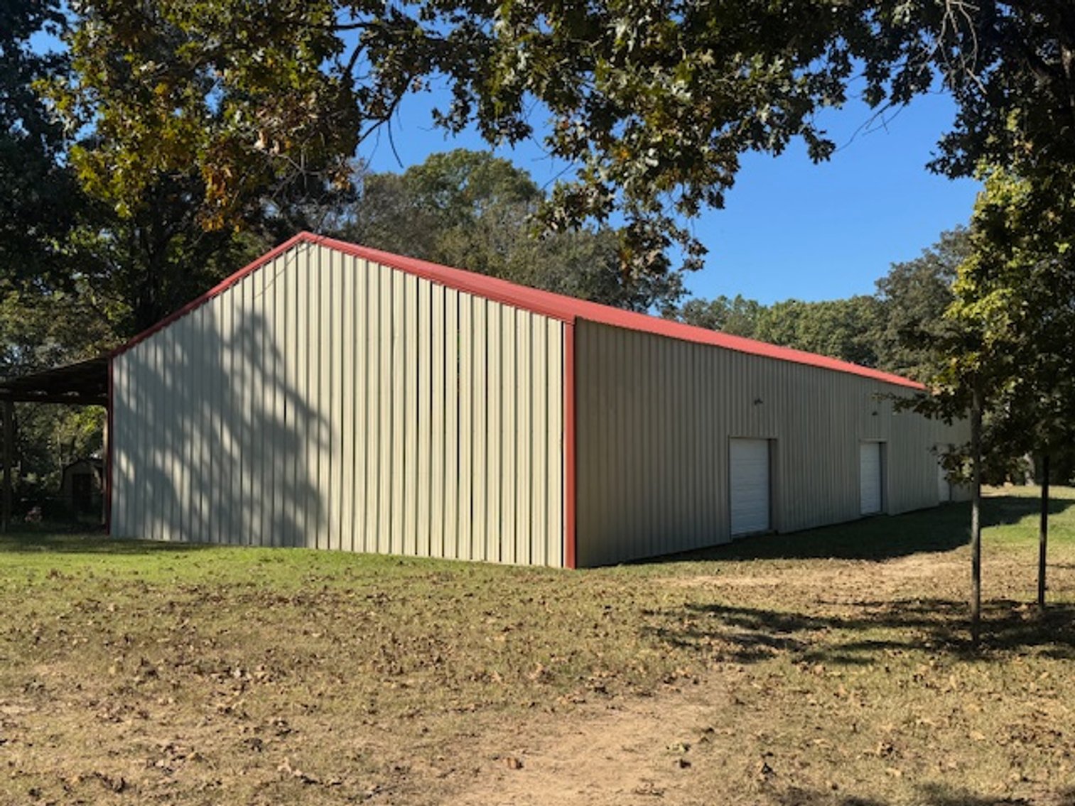 Image for Large Open Shop - 4,000 sq ft - Ideal for Multiple Uses - Centerville