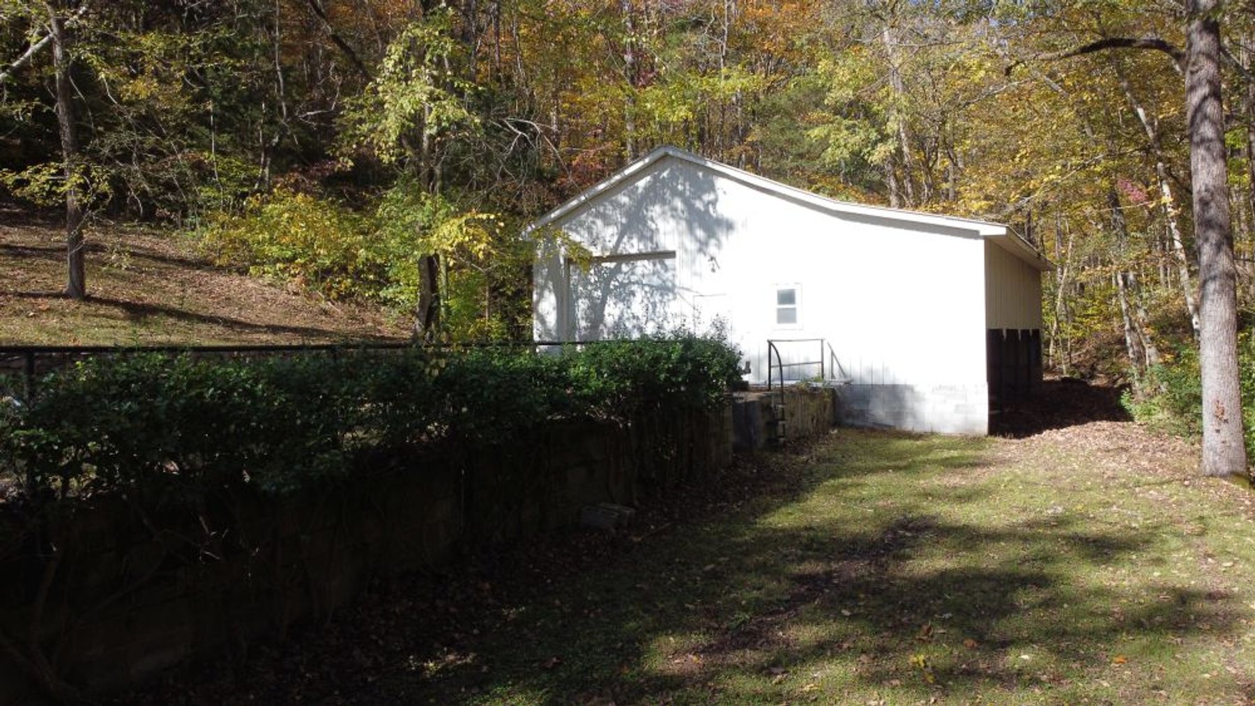 Image for South Harpeth Hillside Haven - House & 6.6 acres