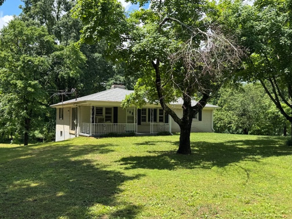 Image for Bon Aqua Brick Home - Warren Estate on Old Lucust Creek Road