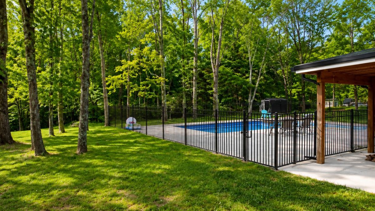 Image for 3,200 sf Brick House w/ Pool - 2+ Acres near schools