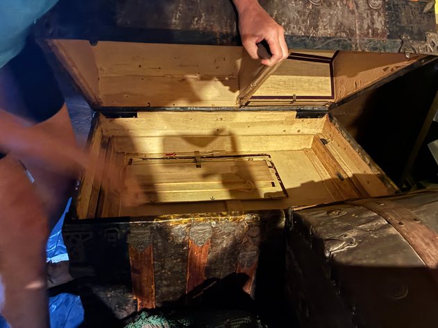 Image for Steamer trunk with tray