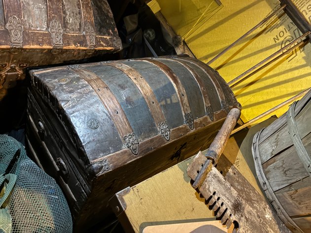 Image for Steamer trunk with tray