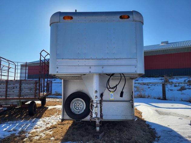 Image for 4-Star 3-horse trailer