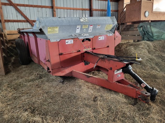 Image for H&S 270 manure spreader