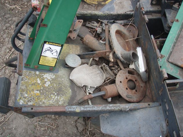 Image for John Deere F915 mower for parts