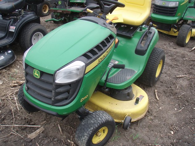 Image for John Deere D110 mower for parts or repair