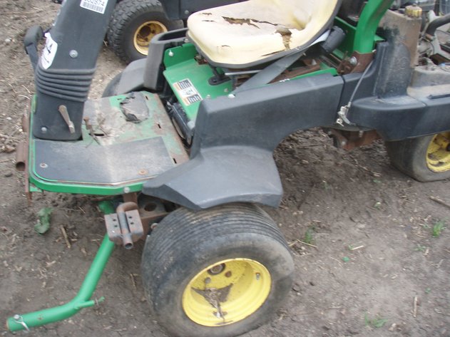 Image for John Deere 2500E mower for parts