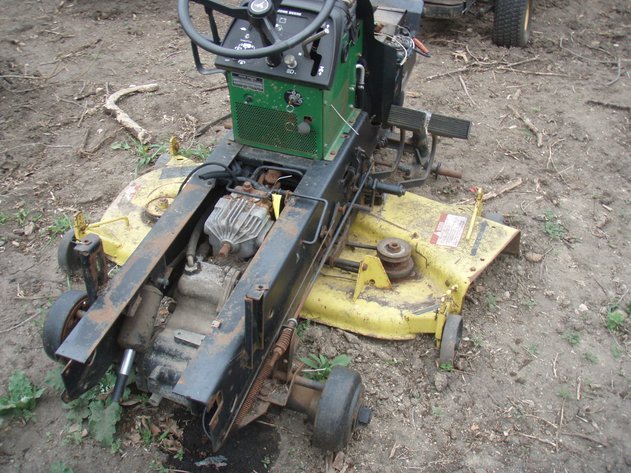 Image for John Deere 318 with mower deck