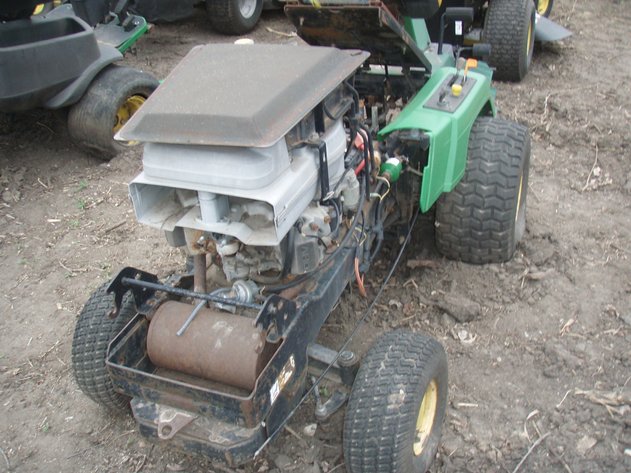 Image for John Deere F725 for parts