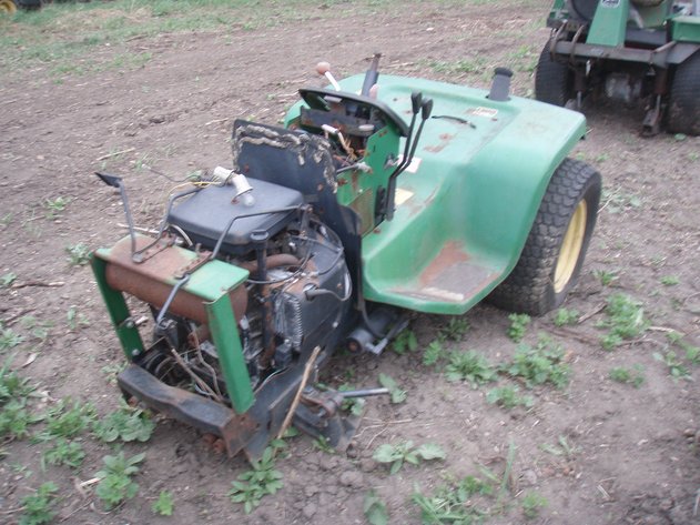 Image for John Deere 318 garden tractor with Onan engine