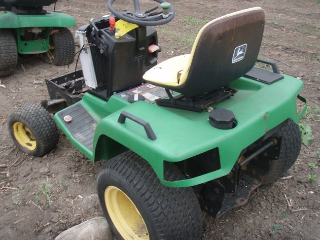 Image for John Deere 425 mower for parts