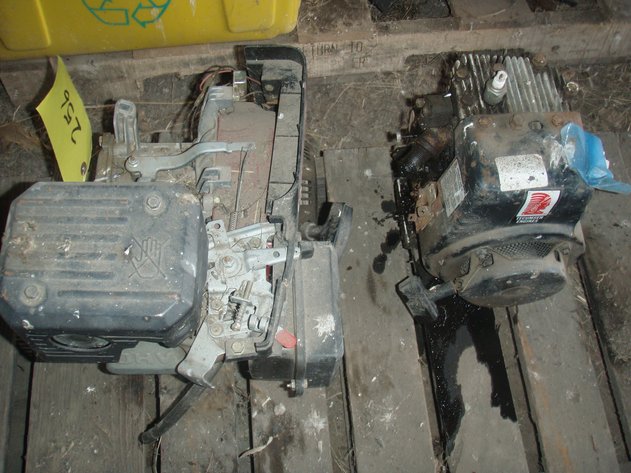Image for 2 small engines for parts or repair