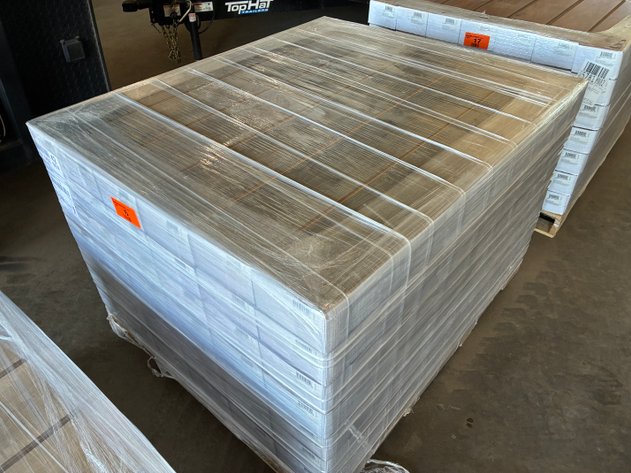 Image for 846.30 sqft Granbury Oak Wickham Gray Oak Mohawk Waterproof Click Laminate Plank