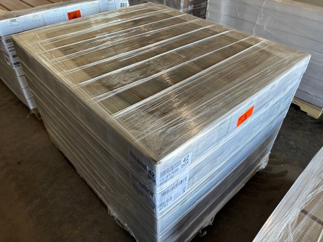 Image for 846.30 sqft Granbury Oak Wickham Gray Oak Mohawk Waterproof Click Laminate Plank