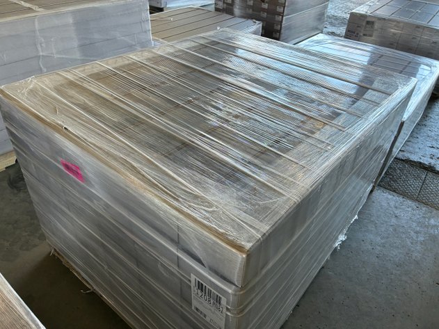 Image for 846.30 sqft Granbury Oak Wickham Gray Oak Mohawk Waterproof Click Laminate Plank