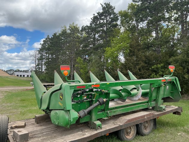 Image for 2012 John Deere 606C Chopping Corn Head, 6-row
