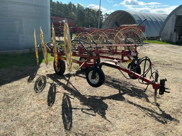 Image for H&S Bi-Fold 8-wheel V-rake