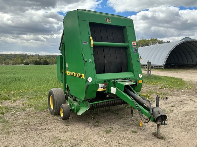 Image for John Deere 466 round baler