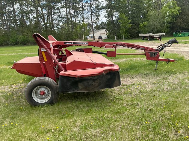 Image for Case IH 8309 Discbine/Mower Conditioner, 9'