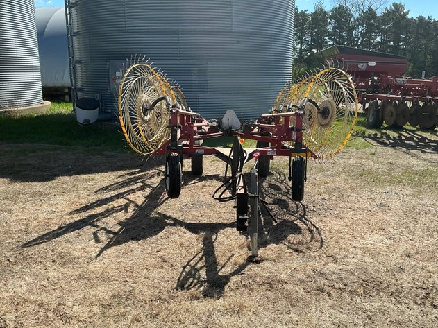 Image for H&S Bi-Fold 8-wheel V-rake