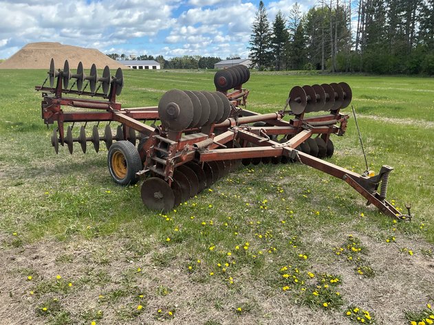 Image for Minneapolis Moline 20' Disc, 18