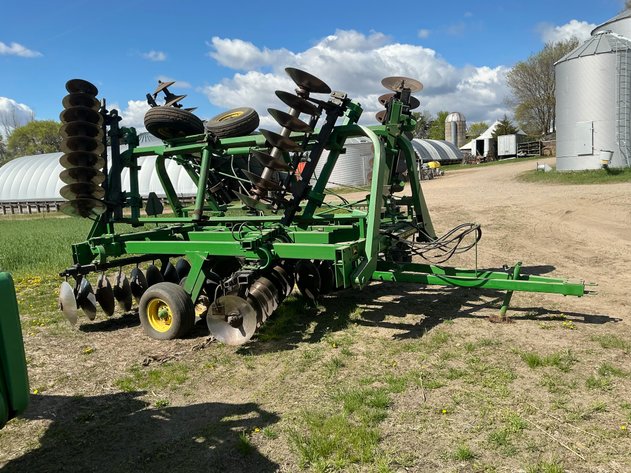 Image for John Deere 235 Disc, 22'