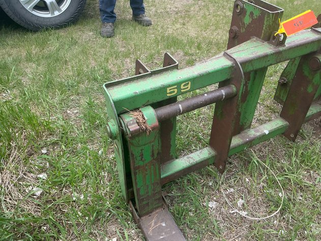 Image for John Deere Model 59 3-Point Forks/Bale Mover
