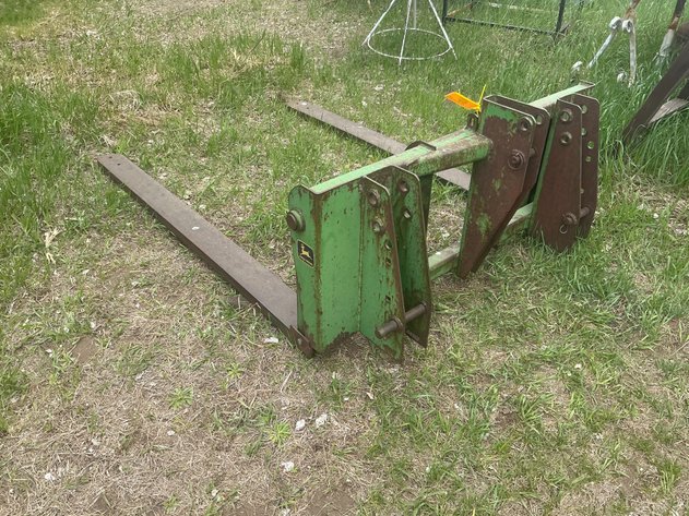 Image for John Deere Model 59 3-Point Forks/Bale Mover
