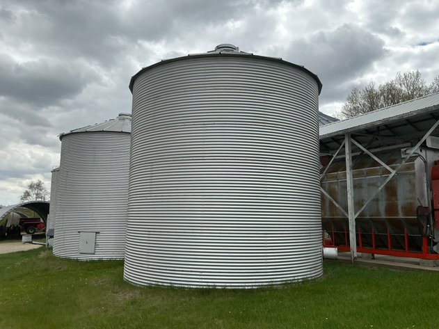 Image for Grain Bin, 3,800 Bushel