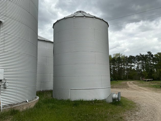 Image for Grain Bin, 2,800 Bushel