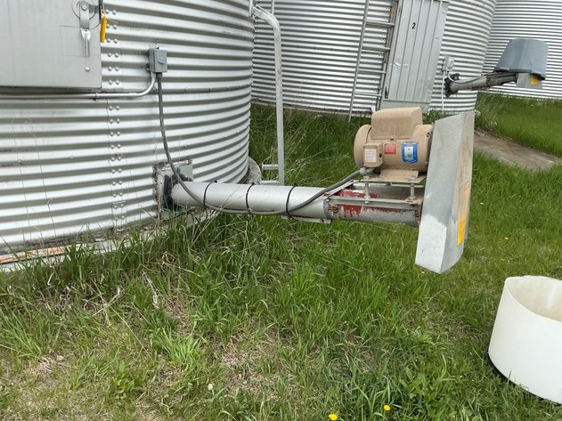 Image for Grain Bin, 2,800 Bushel