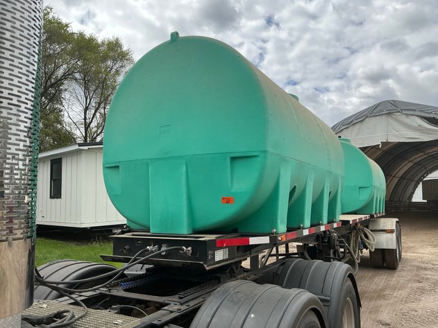 Image for Fruehauf 33' Spray Tender Trailer