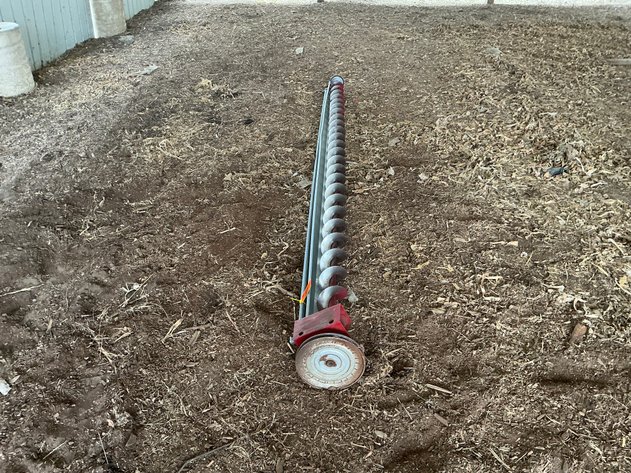 Image for 12' Sweep Auger w Electric Motor, 5