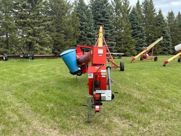 Image for Westfield 10-61 Grain Auger w Hopper