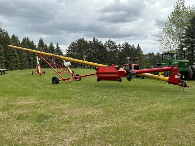 Image for Westfield 10-61 Grain Auger w Hopper