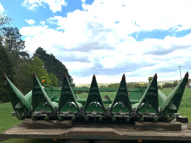 Image for 2012 John Deere 606C Chopping Corn Head, 6-row