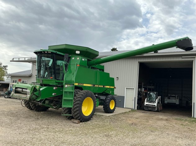 Image for 1996 John Deere 9500 Combine