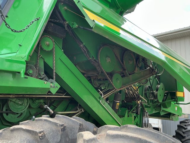 Image for 1996 John Deere 9500 Combine