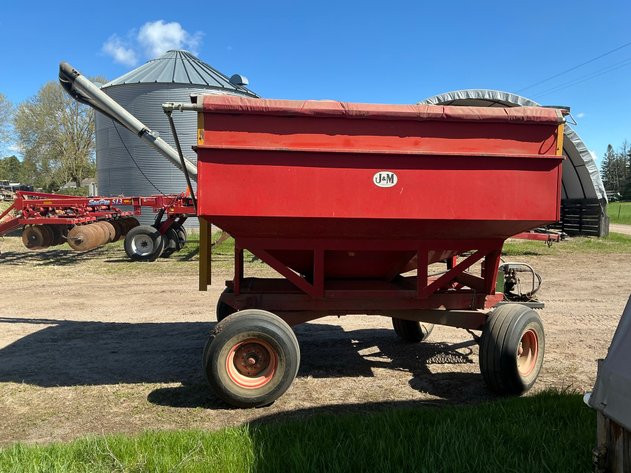 Image for J&M 250-7 Gravity Box with Extensions on Minnesota 10-ton running gear